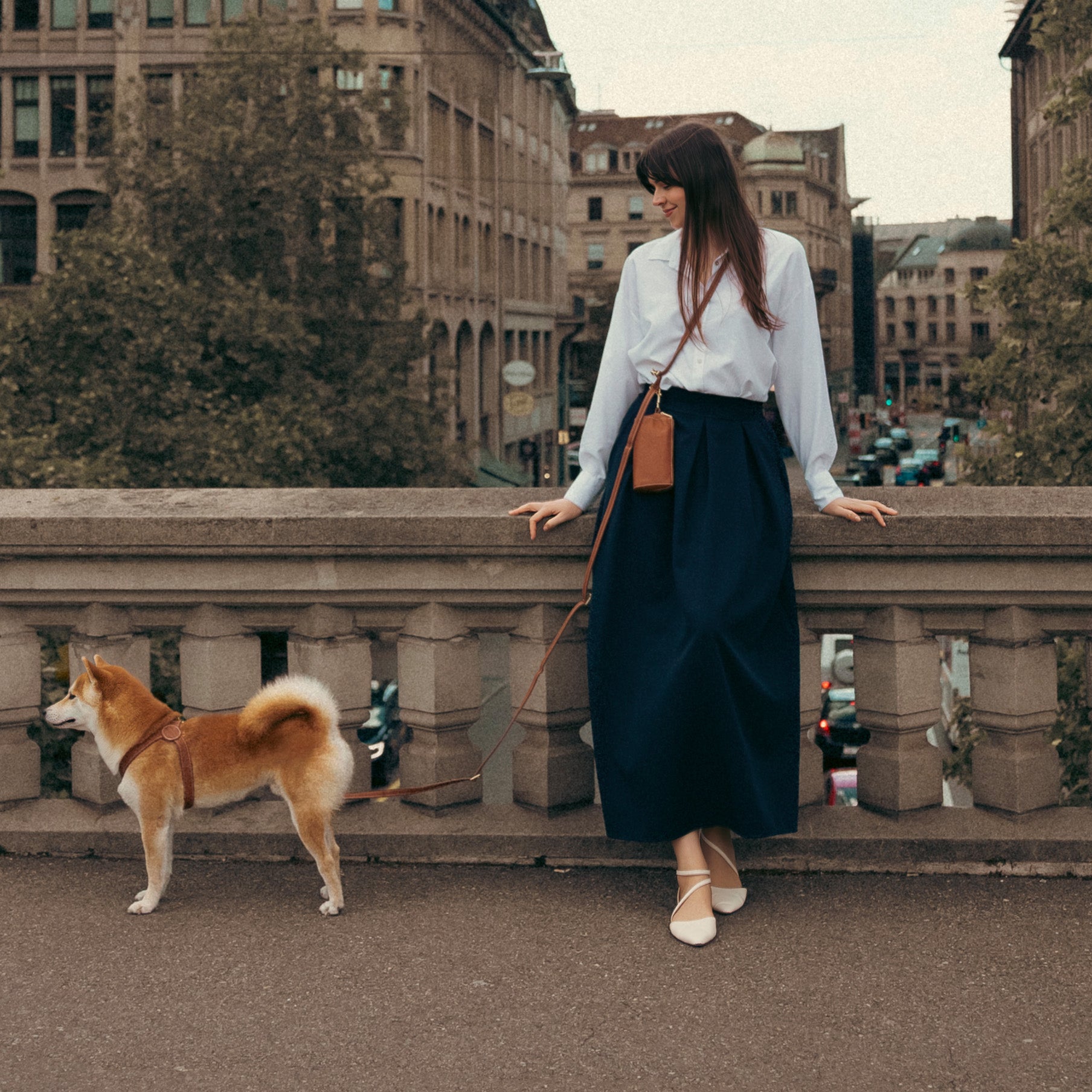 Effortless 3-in-1 Leather Dog Leash in Chestnut