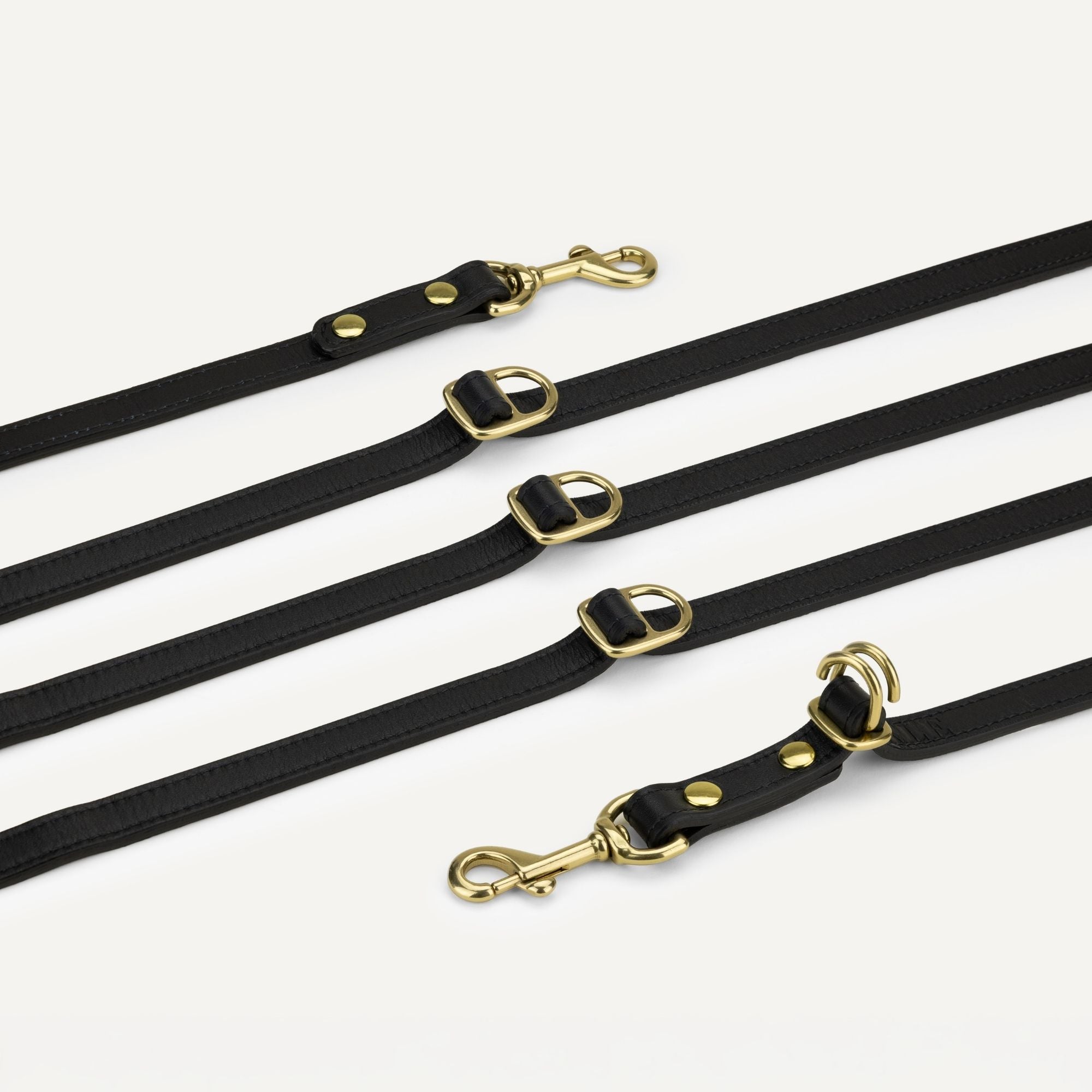 Effortless 3-in-1 Leather Dog Leash in Black
