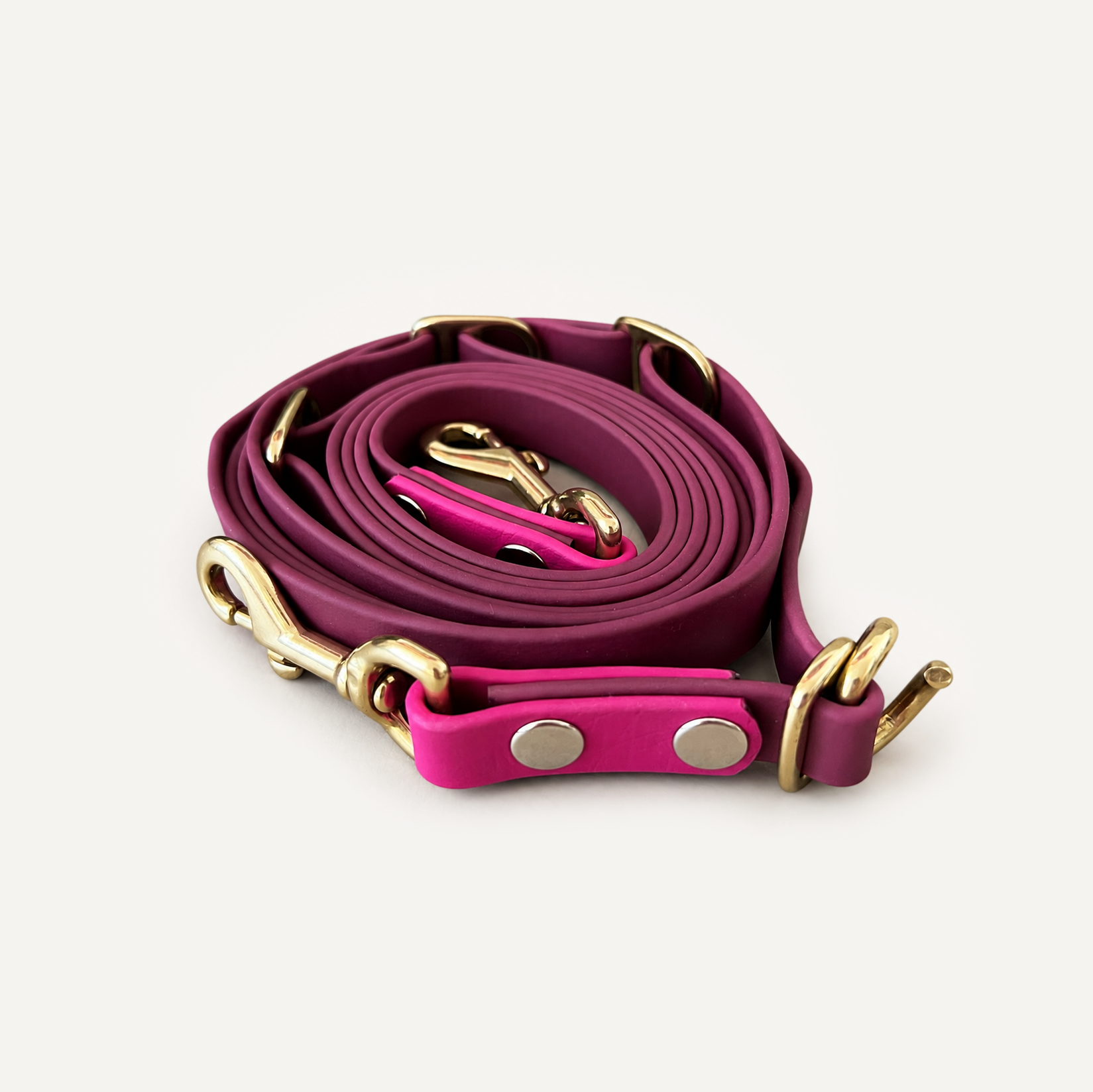 Effortless 3-in-1 BioThane® Dog Leash in Wild Berry